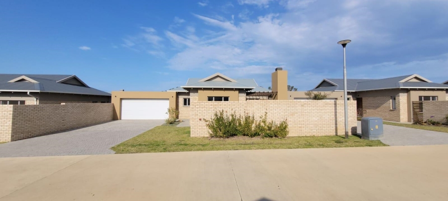 3 Bedroom Property for Sale in Mooikloof Country Estate Western Cape